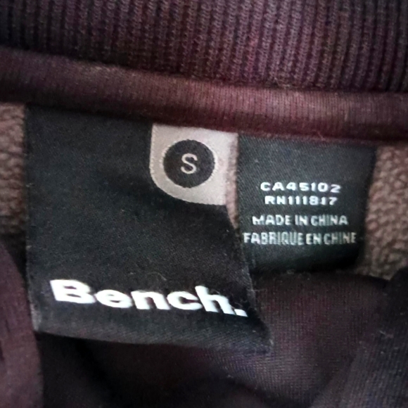 Bench sweater - Picture 2 of 3